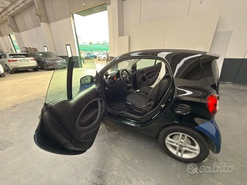 Smart Eq Fortwo 2021 photo 4