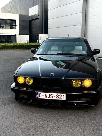 BMW 730I