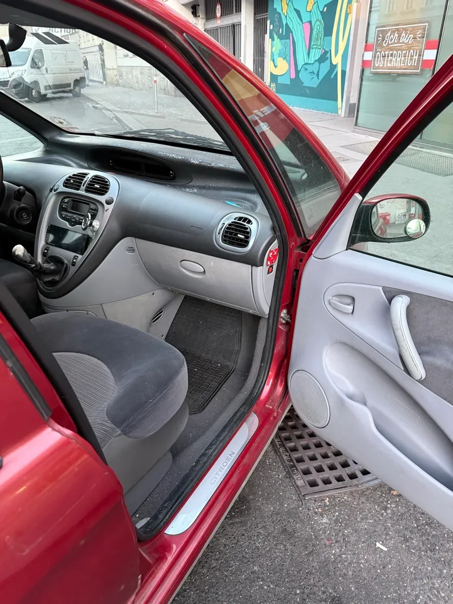 Citroen Xsara Picasso 2005 photo 3