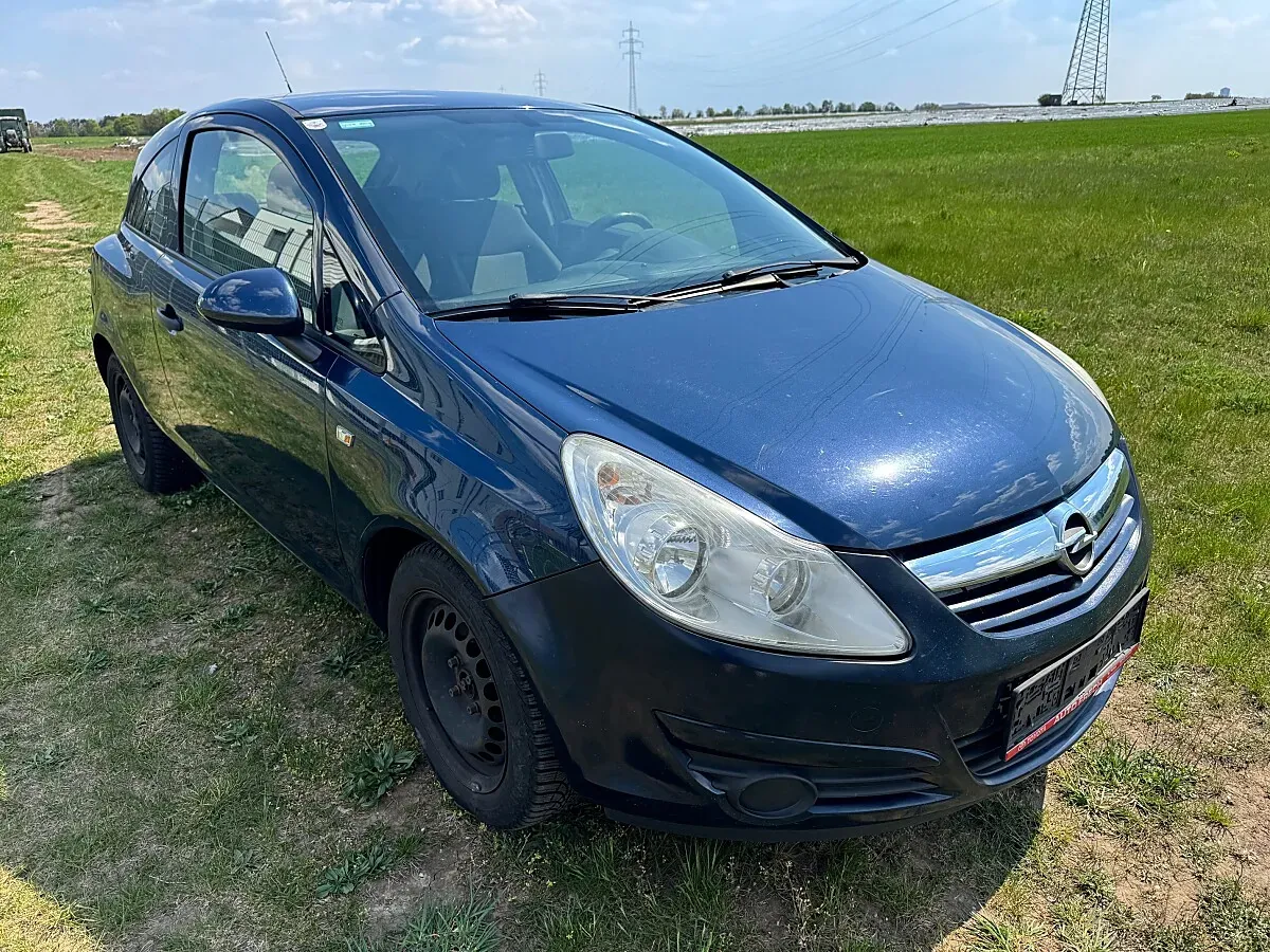 Opel Corsa 2010 photo 3