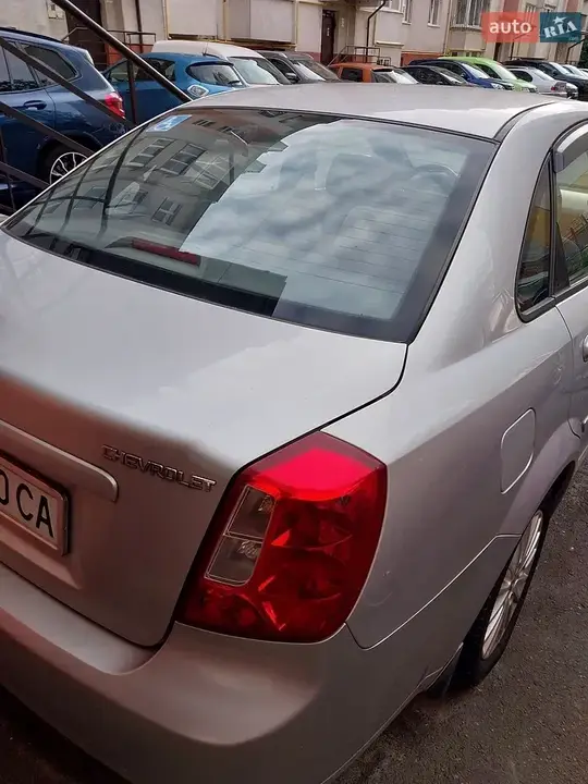 Chevrolet Lacetti 2012 photo 4