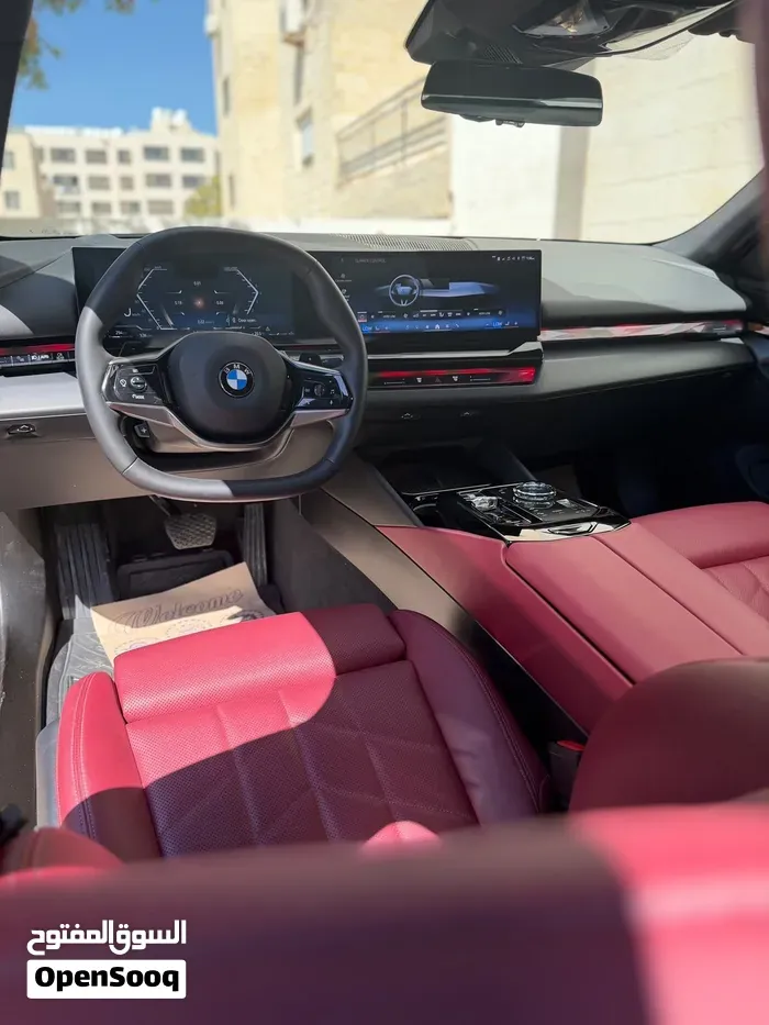 BMW 5 Series 2024 photo 2