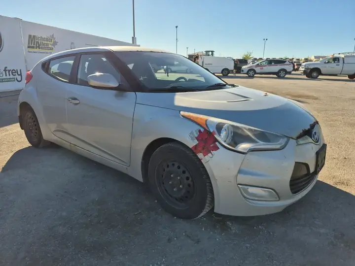 Hyundai Veloster 2013 photo 3