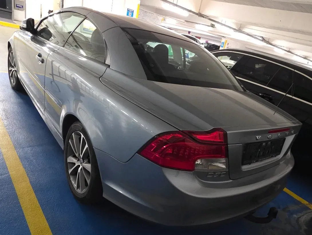 Volvo C70 2010 photo 3
