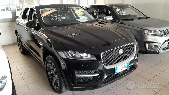 Jaguar F-Pace 2017 photo 5