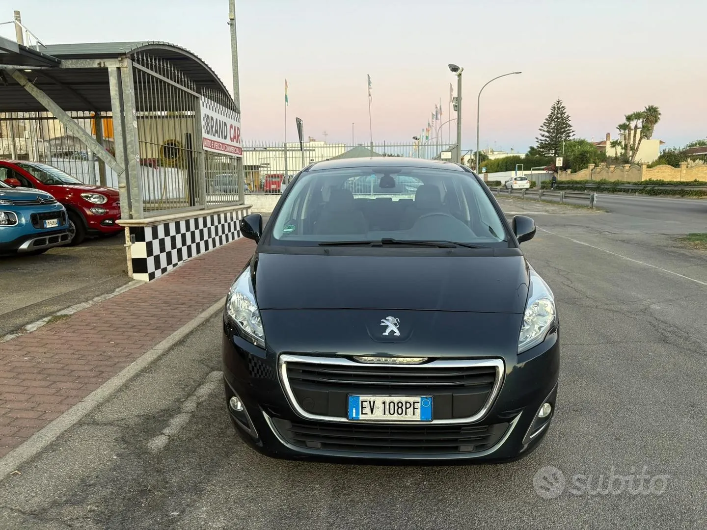 Peugeot 5008 2014 photo 2