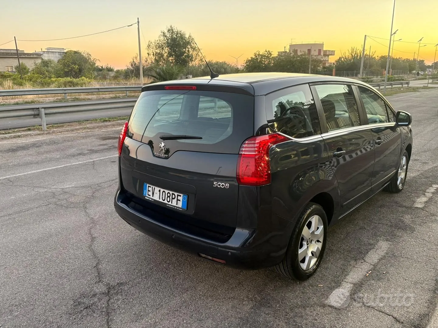 Peugeot 5008 2014 photo 5