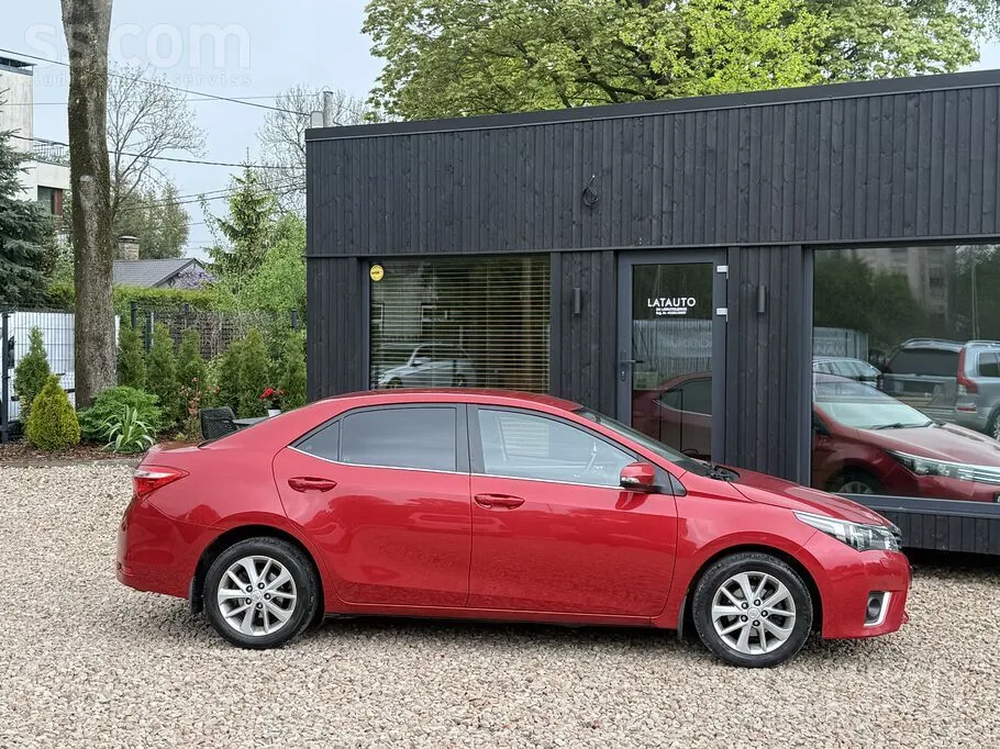 Toyota Corolla 2015 photo 3