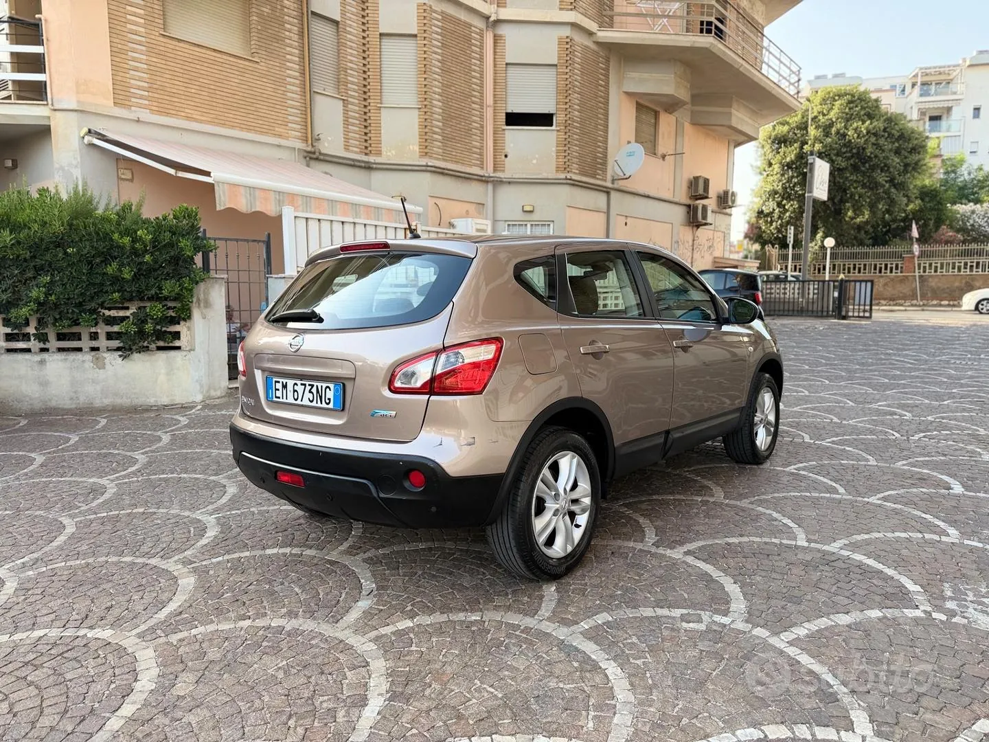 Nissan Qashqai 2013 photo 4