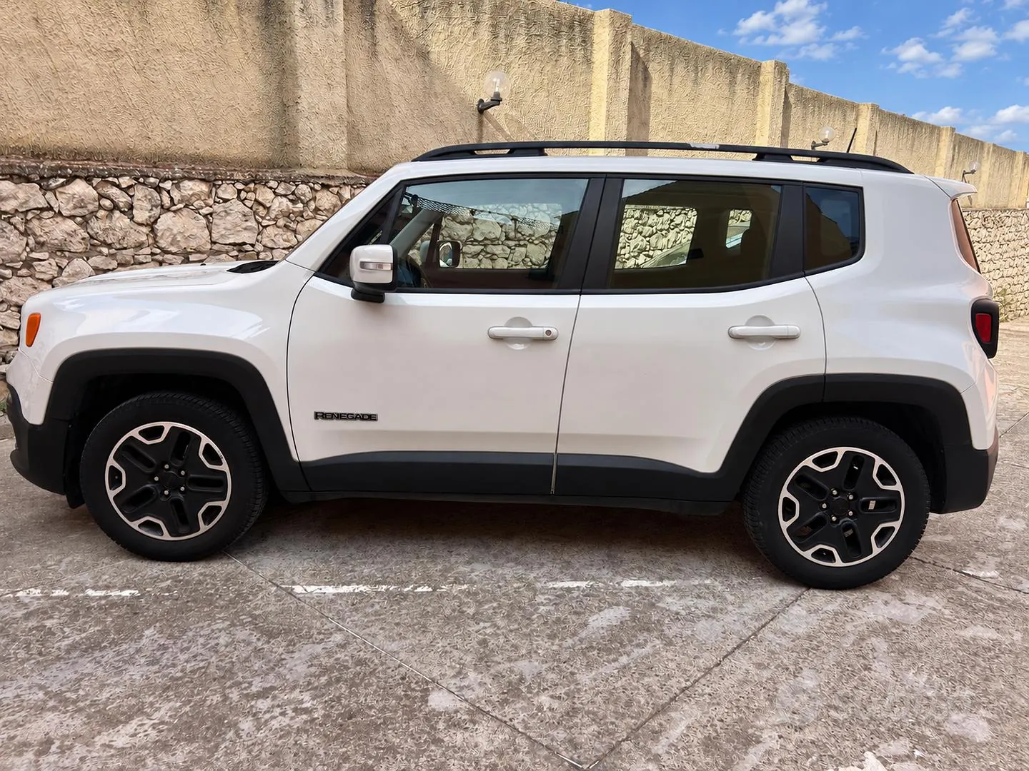Jeep Renegade 2018 photo 2