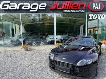 Aston Martin V8 Vantage