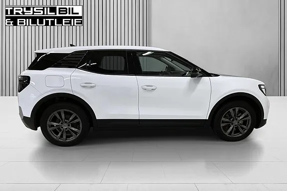 Ford Explorer 2026 photo 3