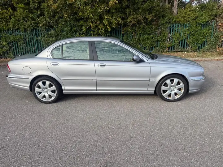 Jaguar X-Type 2005 photo 4