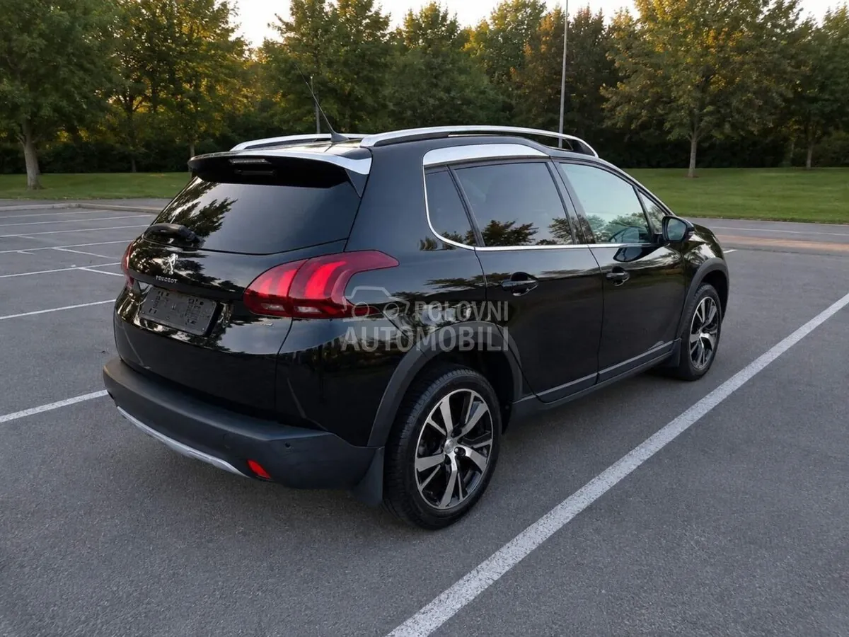 Peugeot 2008 2017 photo 4
