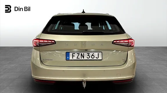 Skoda Superb 2025 photo 5