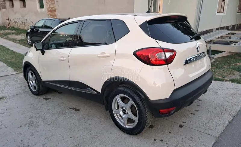 Renault Captur 2014 photo 4