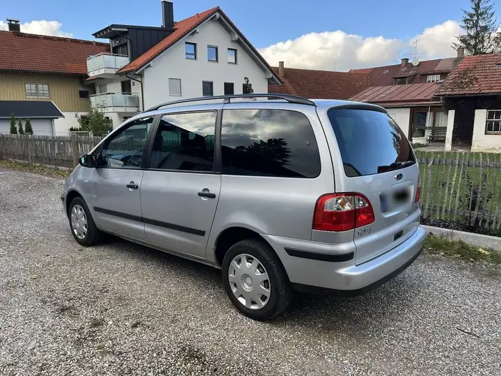 Ford Galaxy