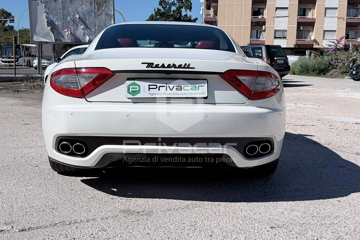 Maserati Granturismo 2012 photo 5