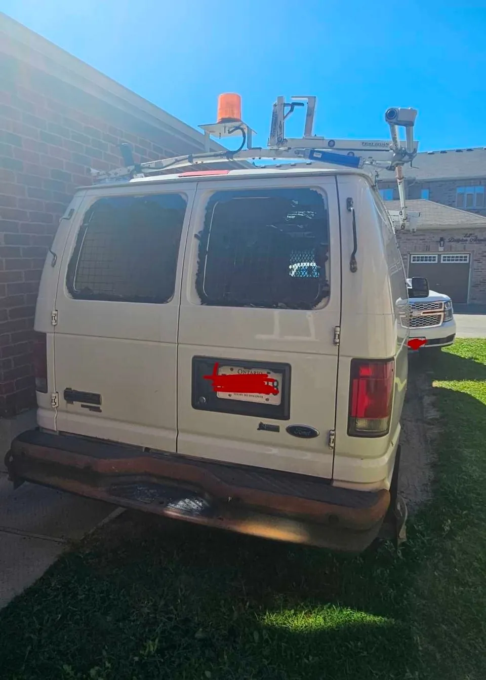 Ford E250 2012 photo 4