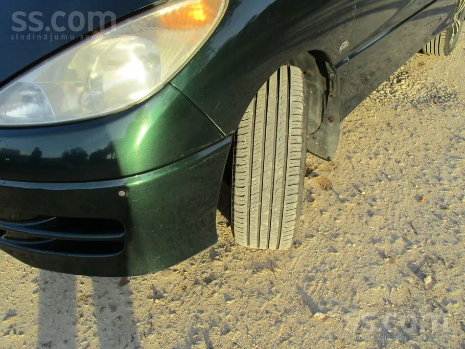 Toyota Previa 2001 photo 4