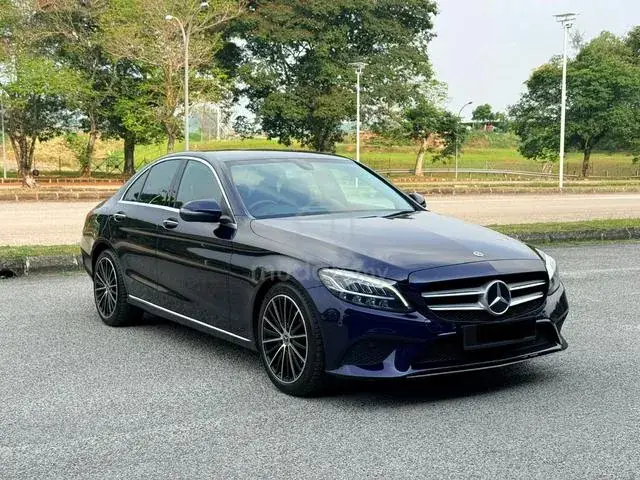 Mercedes-Benz C200