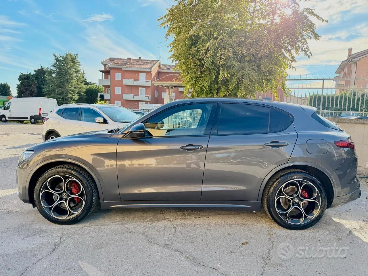 Alfa Romeo Stelvio 2022 photo 2