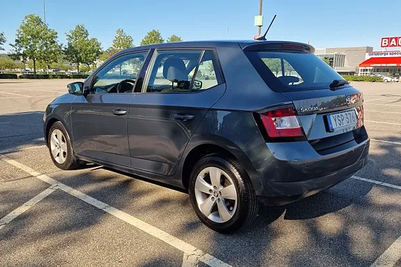 Skoda Fabia 2018 photo 2