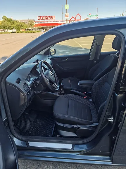 Skoda Fabia 2018 photo 3