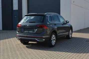 Volkswagen Tiguan 2022 photo 2