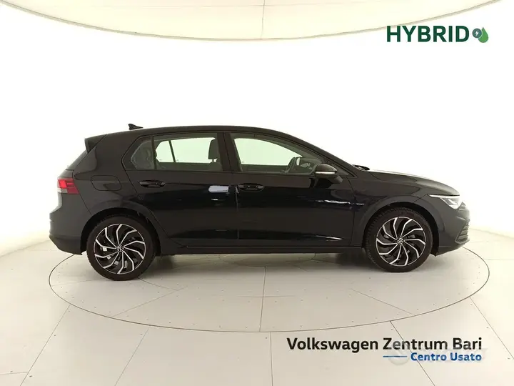 Volkswagen Golf 2023 photo 5