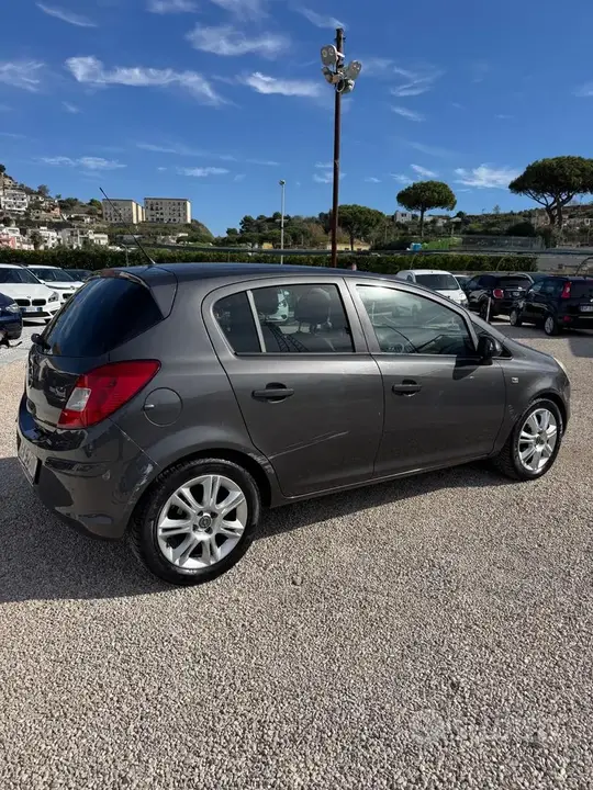 Opel Corsa 2012 photo 3
