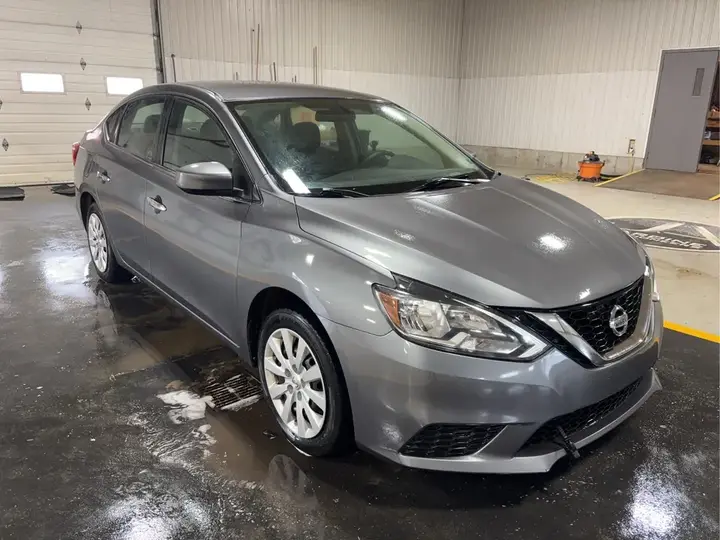 Nissan Sentra 2017 photo 3