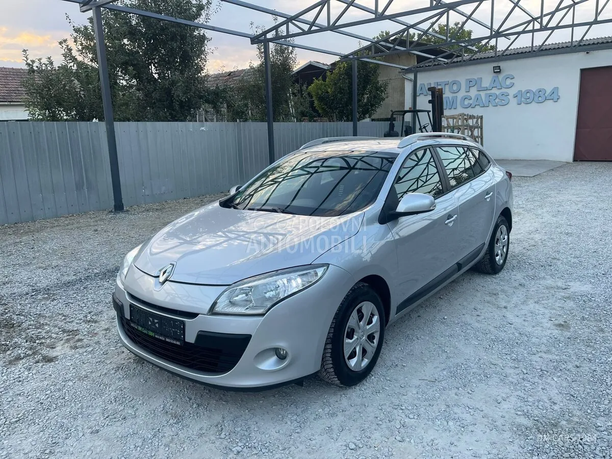 Renault Megane 2011 photo 2