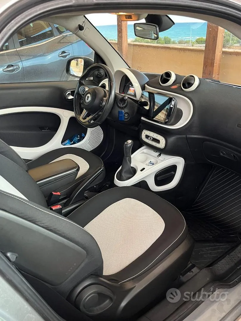 Smart Fortwo 2015 photo 4