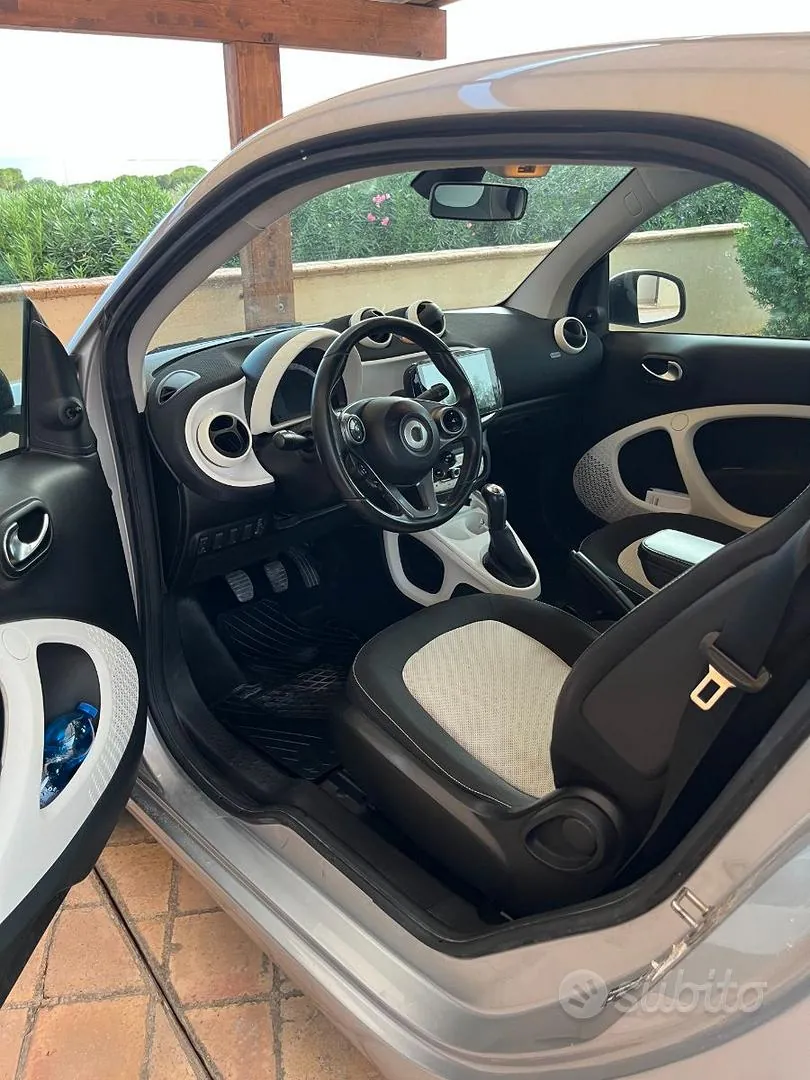 Smart Fortwo 2015 photo 3