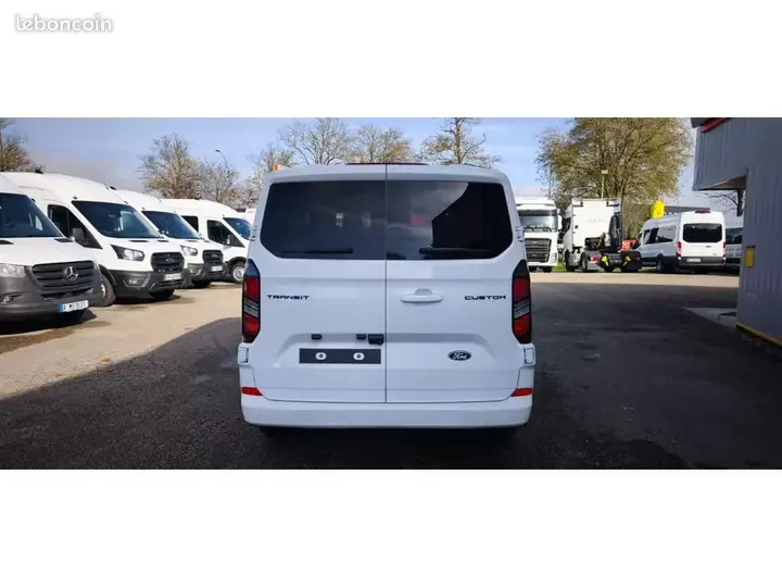 Ford Transit Custom Kombi 2025 photo 4