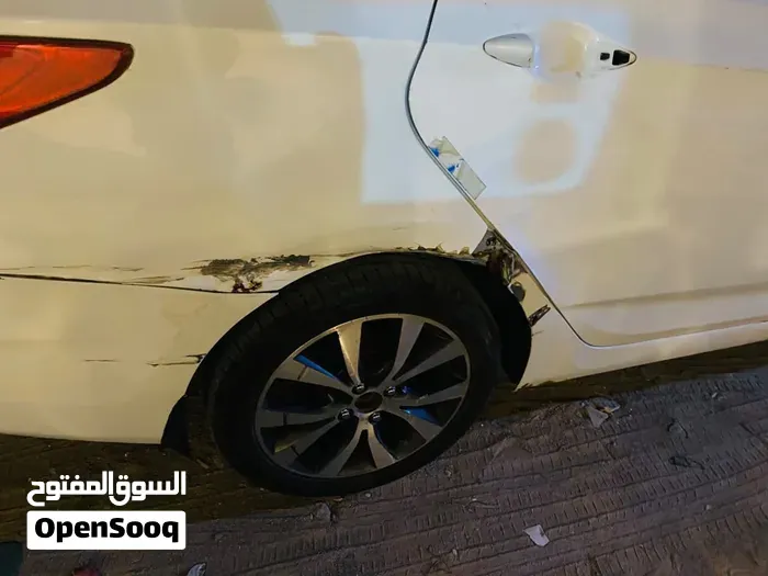 Hyundai Accent 2013 photo 3