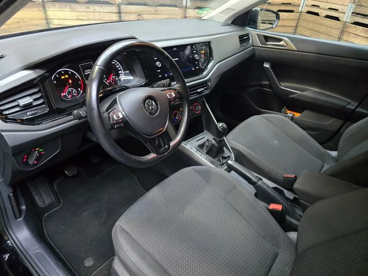Volkswagen Polo 2018 photo 3