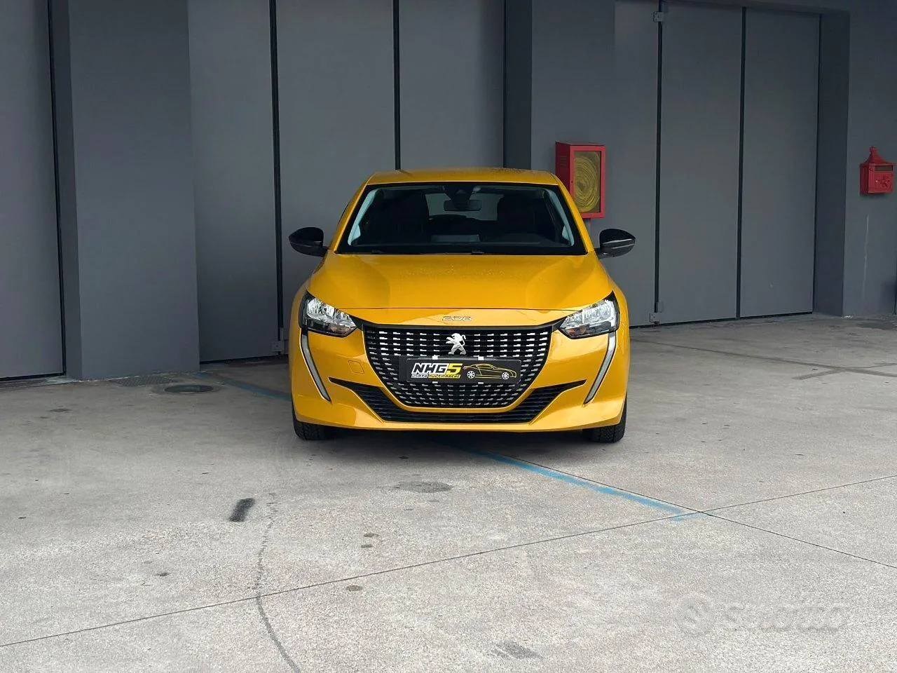 Peugeot 208 2023 photo 3