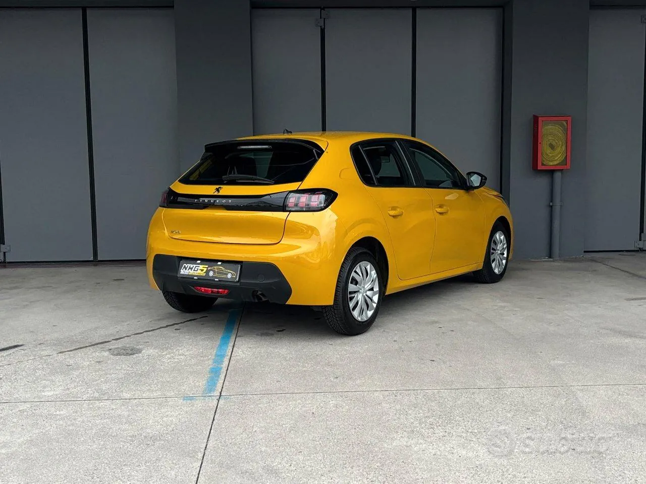 Peugeot 208 2023 photo 4