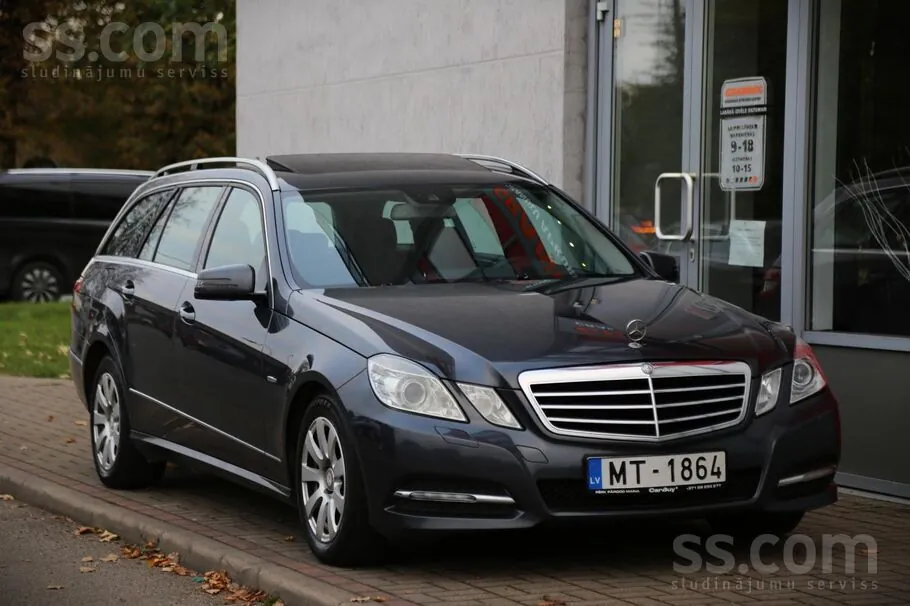 Mercedes-Benz E220 2011 photo 4