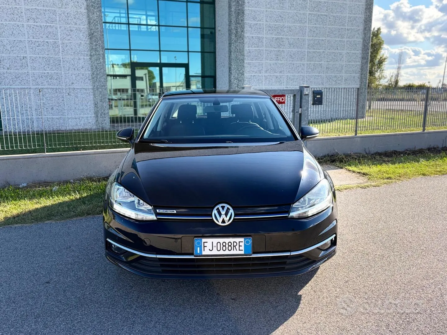 Volkswagen Golf 2017 photo 2