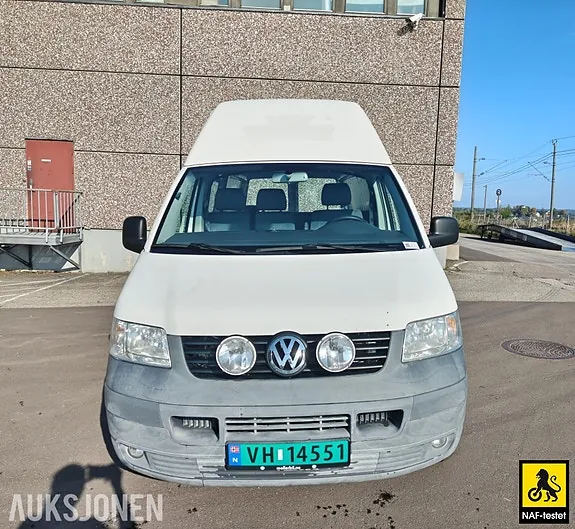 Volkswagen Transporter 2009 photo 2
