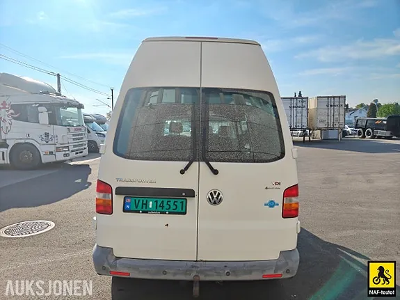 Volkswagen Transporter 2009 photo 5