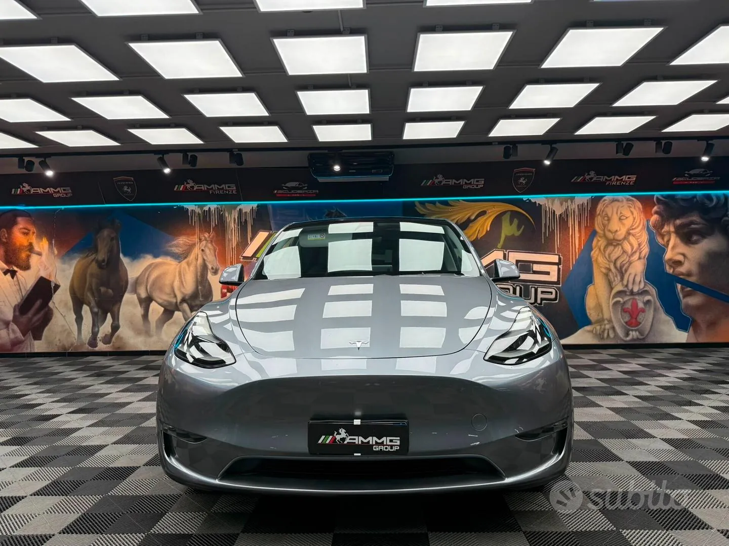 Tesla Model Y 2023 photo 2