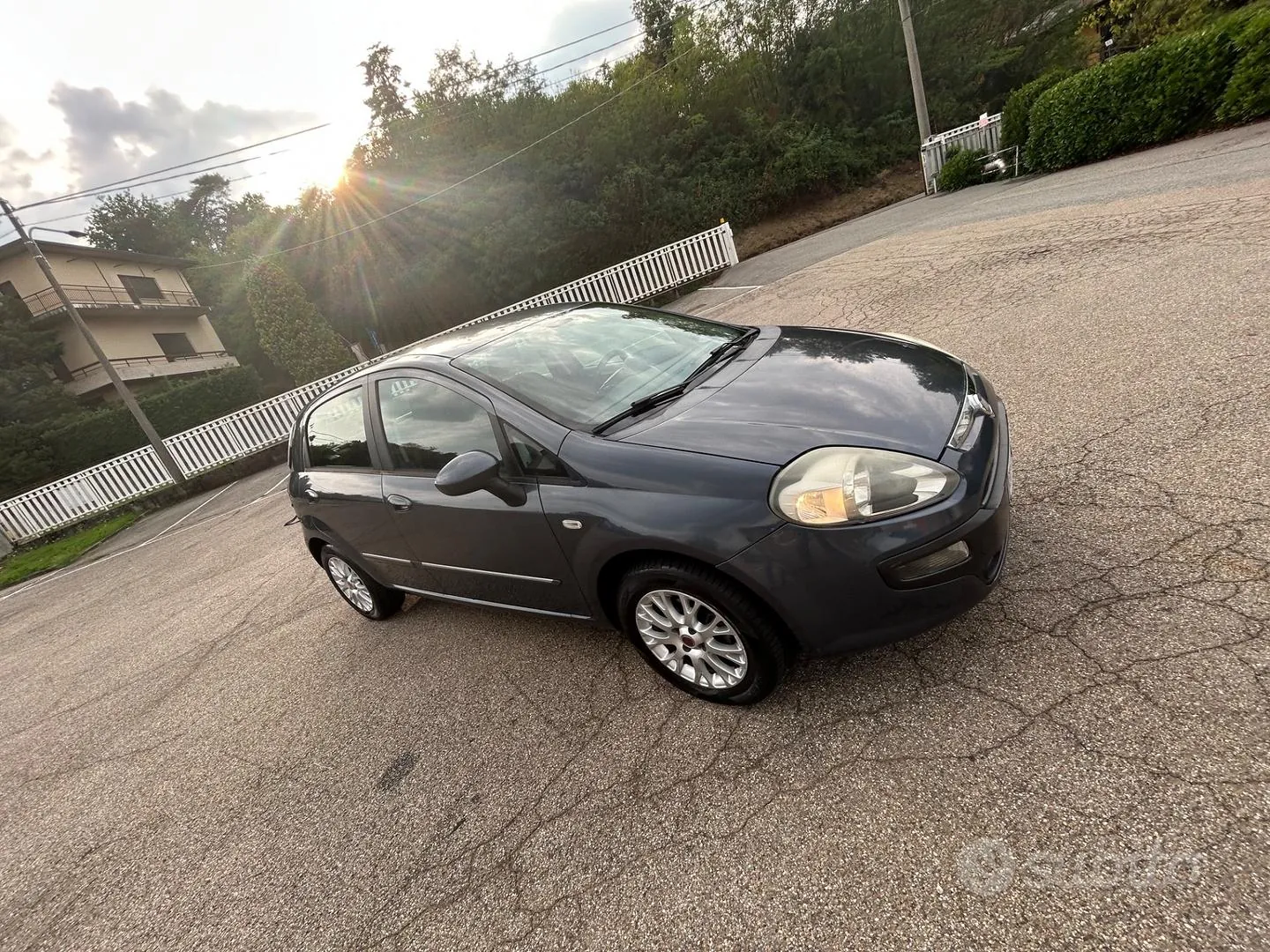 Fiat Grande Punto 2010 photo 3