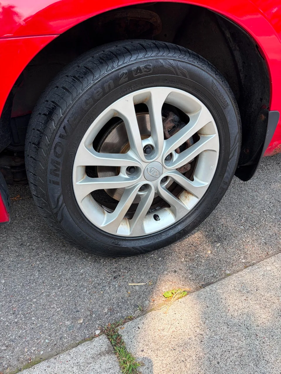 Kia Rondo 2009 photo 5
