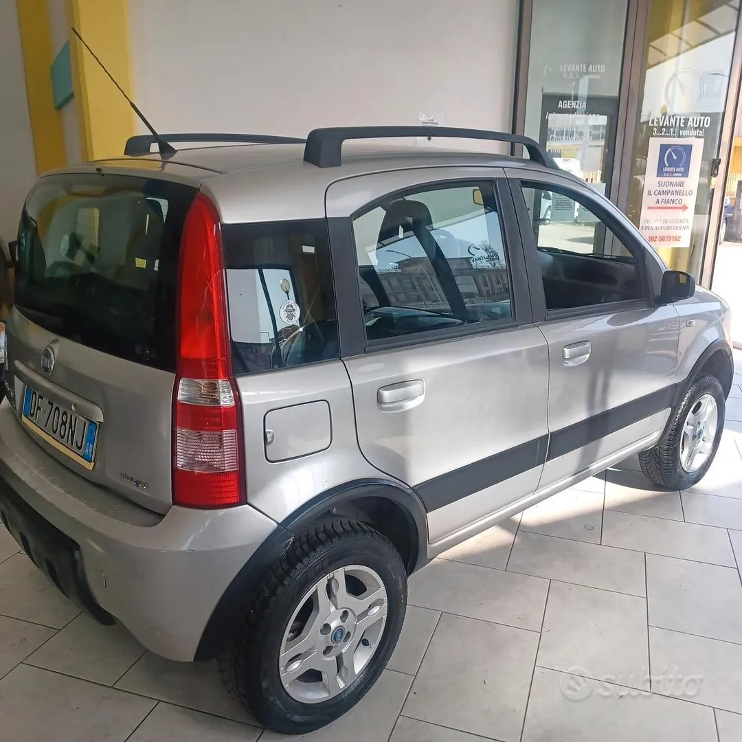 Fiat Panda 2006 photo 2