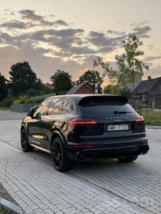 Porsche Cayenne 2015 photo 3