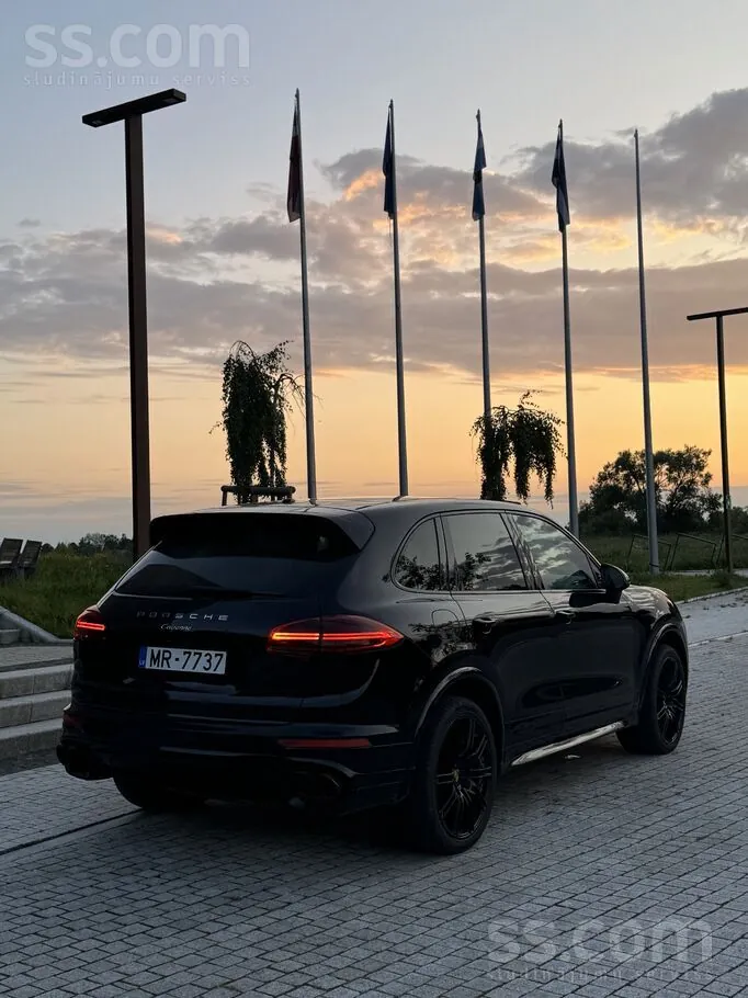 Porsche Cayenne 2015 photo 4